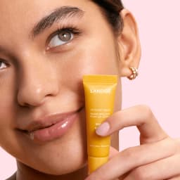 Bálsamo Labial Laneige Lip Glowy Balm Mango 10Gr 3